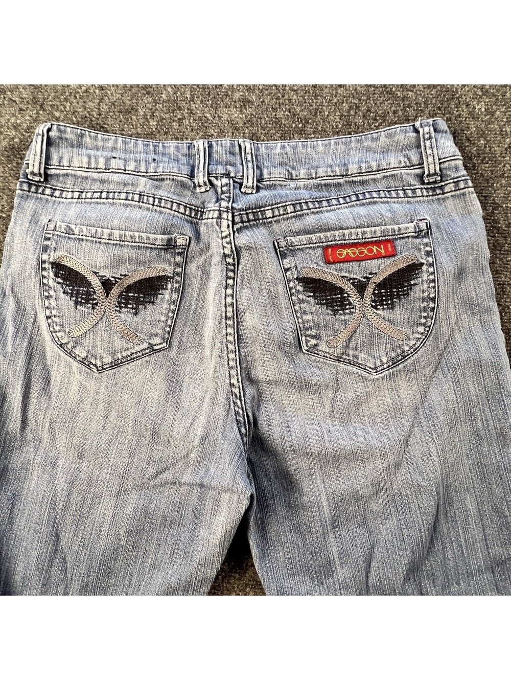 Vintage Y2K Sasson Bootcut Jeans Womens 12 Embroidered Wing Pockets Faded 33x31 - Picture 11 of 13